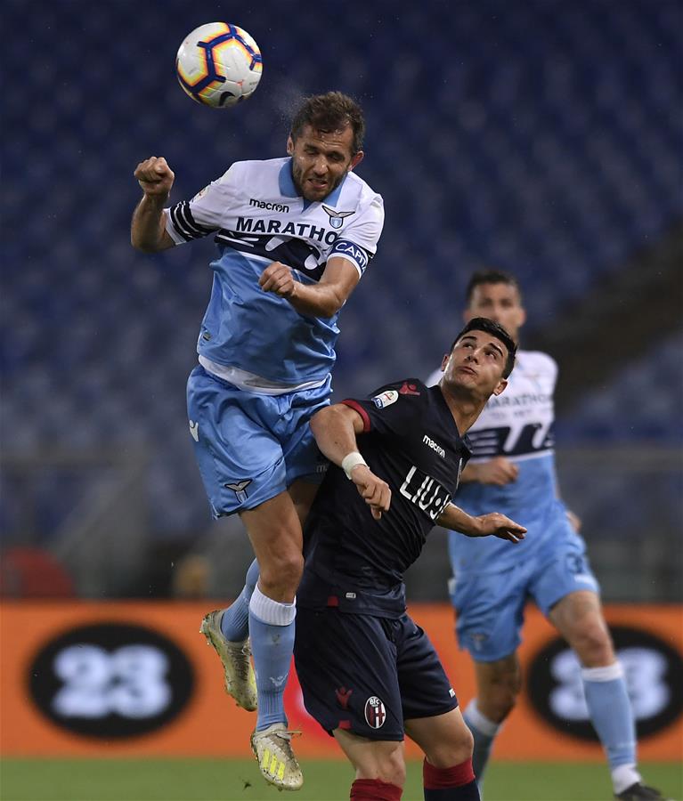 场上增添了 场上增添了