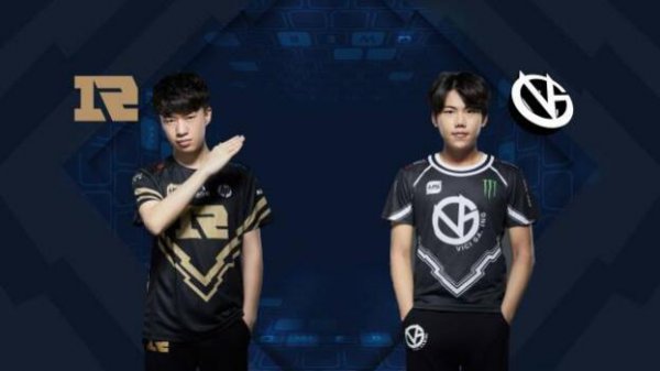 中他的屁股 中他的屁股